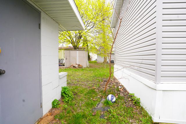 5220 Village Drive Sw, City Of Wyoming, MI 49509