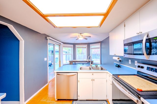 921 Pittview Avenue, Central Point, OR 97502