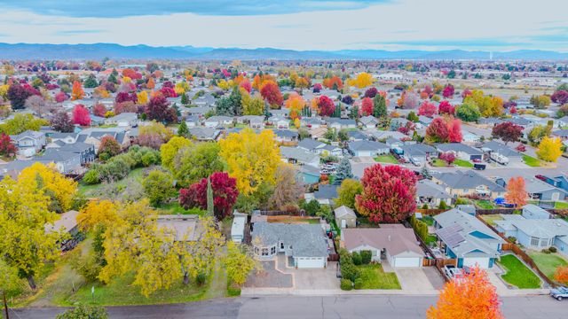 921 Pittview Avenue, Central Point, OR 97502