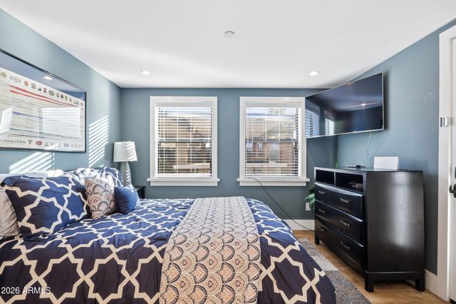 7753 E EARLL Drive, Scottsdale, AZ 85251