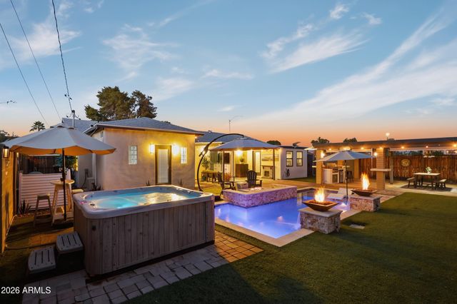 7753 E EARLL Drive, Scottsdale, AZ 85251