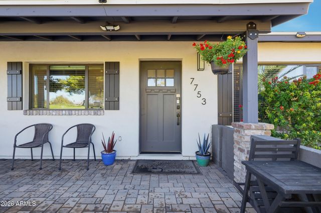 7753 E EARLL Drive, Scottsdale, AZ 85251