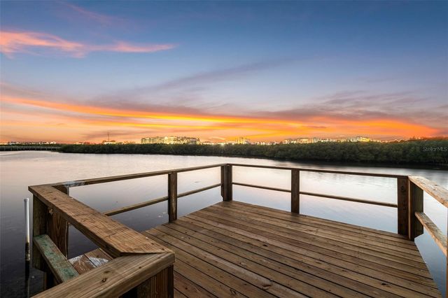 8880 COMMODORE DRIVE, Seminole, FL 33776