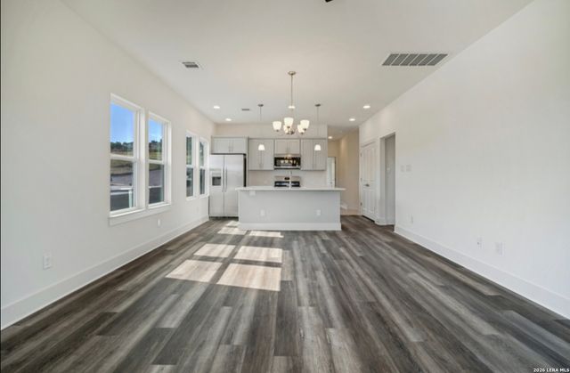 4051 Anton Dr, San Antonio, TX 78223