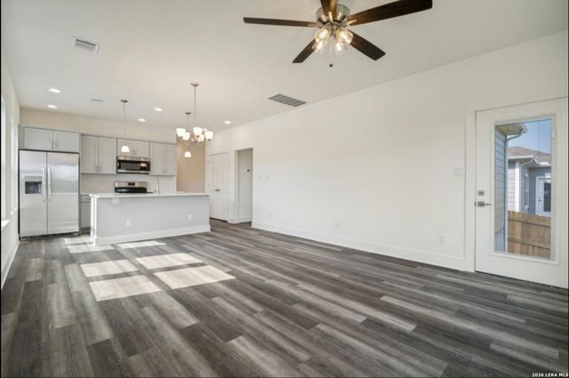 4051 Anton Dr, San Antonio, TX 78223