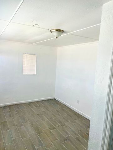 44725 Beech Avenue, Lancaster, CA 93534