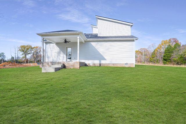 533 N Halifax Ct, Clarksville, TN 37040