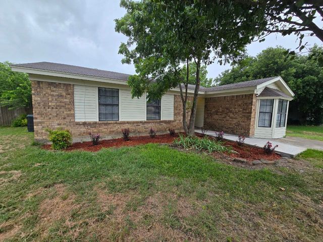 504 White Oak Lane, Burleson, TX 76028