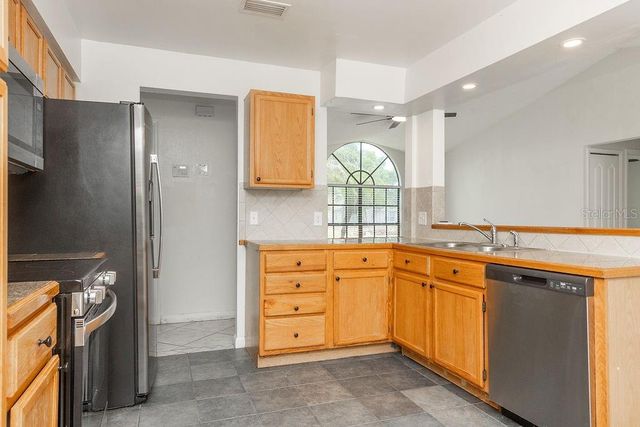 2254 MATTHEW CIRCLE, Deltona, FL 32738