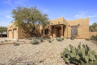 9048 W CALLE LEJOS --, Peoria, AZ 85383