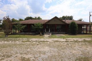 2306 County Road 4145, Bonham, TX 75418