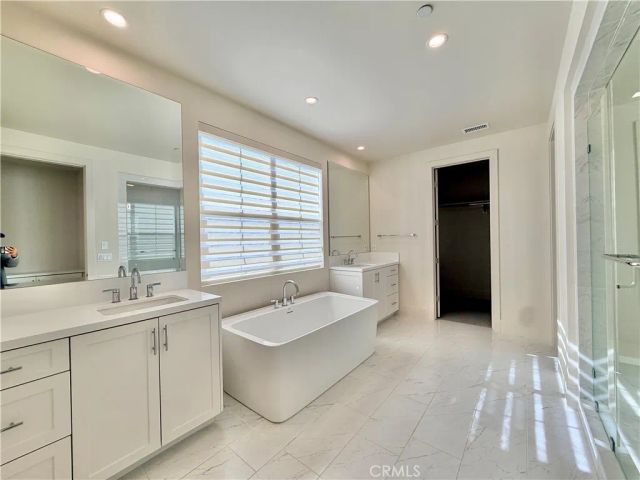 321 Brimwood, Irvine, CA 92618