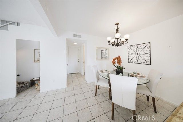 643 S College Avenue, Claremont, CA 91711