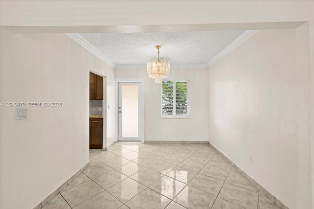 305 NW 111th St, Miami Shores, FL 33168