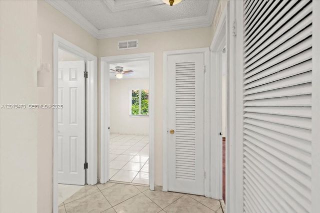 305 NW 111th St, Miami Shores, FL 33168