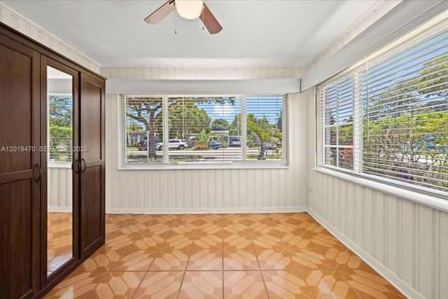 305 NW 111th St, Miami Shores, FL 33168