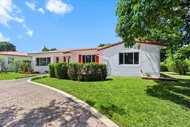 305 NW 111th St, Miami Shores, FL 33168