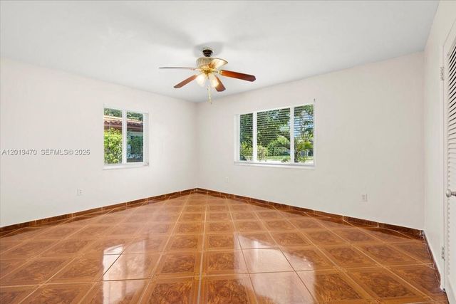 305 NW 111th St, Miami Shores, FL 33168