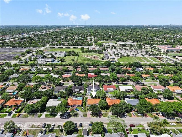 305 NW 111th St, Miami Shores, FL 33168