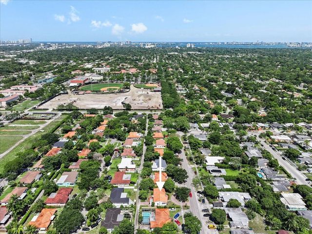 305 NW 111th St, Miami Shores, FL 33168