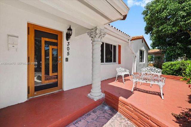 305 NW 111th St, Miami Shores, FL 33168