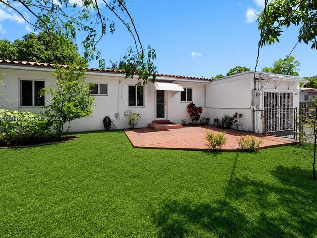 305 NW 111th St, Miami Shores, FL 33168