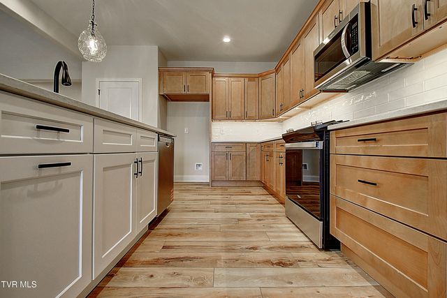 1207 Brown Road, Erwin, TN 37650