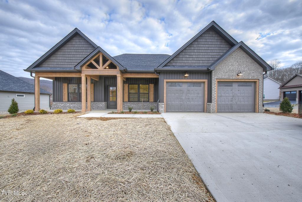 1207 Brown Road, Erwin, TN 37650