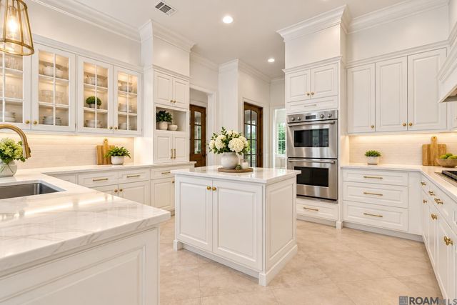 222 Shady Oaks Ct, Baton Rouge, LA 70810