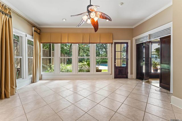 222 Shady Oaks Ct, Baton Rouge, LA 70810