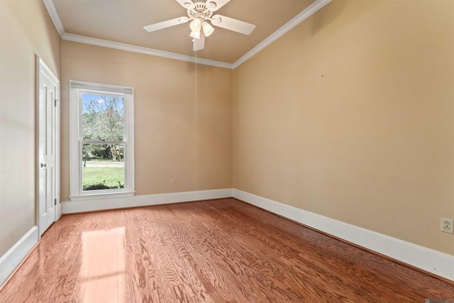 222 Shady Oaks Ct, Baton Rouge, LA 70810