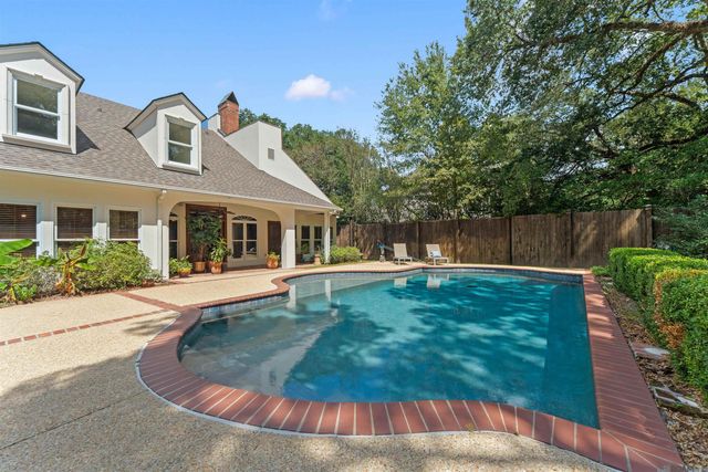 222 Shady Oaks Ct, Baton Rouge, LA 70810