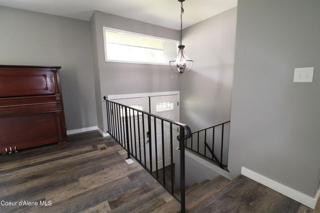 2210 W Rudolph Ct, Hayden, ID 83835