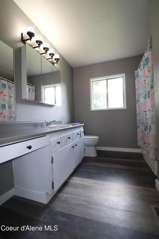 2210 W Rudolph Ct, Hayden, ID 83835