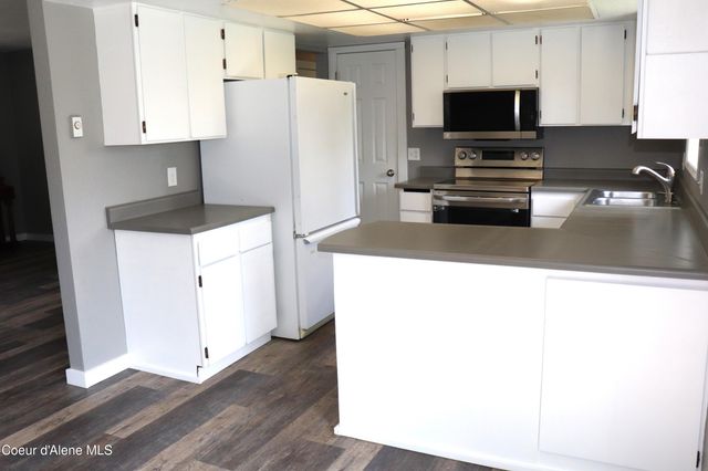2210 W Rudolph Ct, Hayden, ID 83835