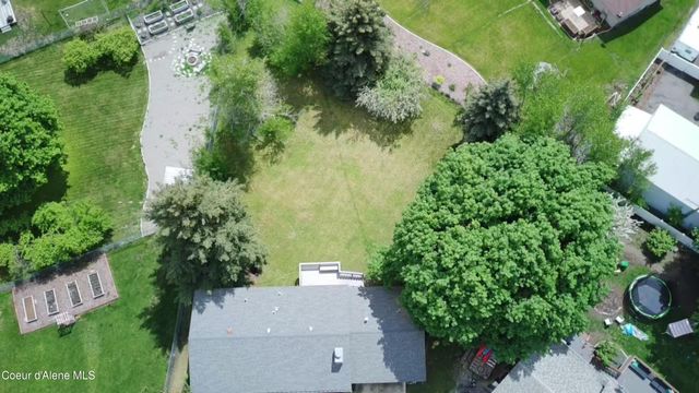2210 W Rudolph Ct, Hayden, ID 83835