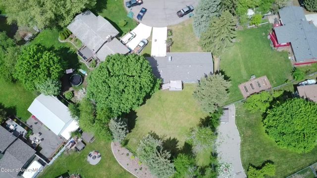 2210 W Rudolph Ct, Hayden, ID 83835
