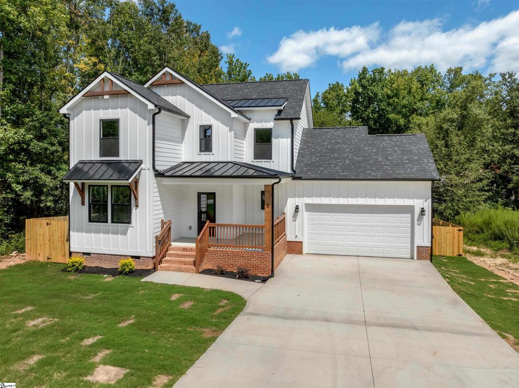 5 Bane Road, Taylors, SC 29687