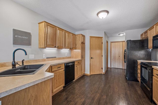 5625 100th Lane N, Brooklyn Park, MN 55443