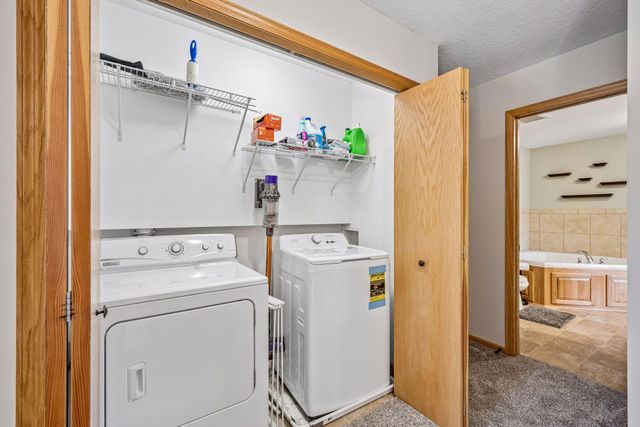 5625 100th Lane N, Brooklyn Park, MN 55443