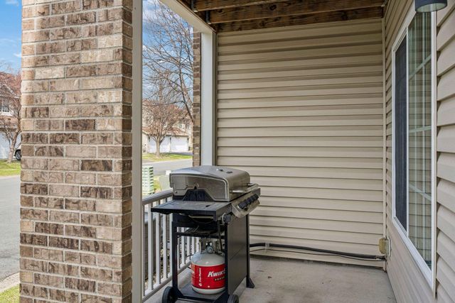 5625 100th Lane N, Brooklyn Park, MN 55443