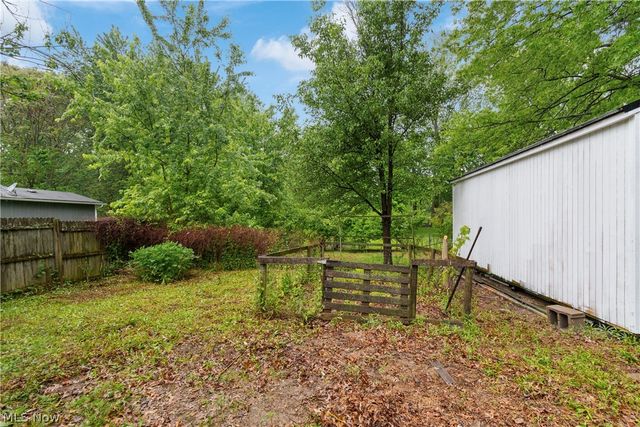 2371 Greensburg Road, Green, OH 44720