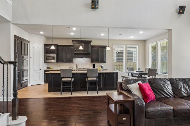 2906 Verde Valley Drive, Manvel, TX 77578