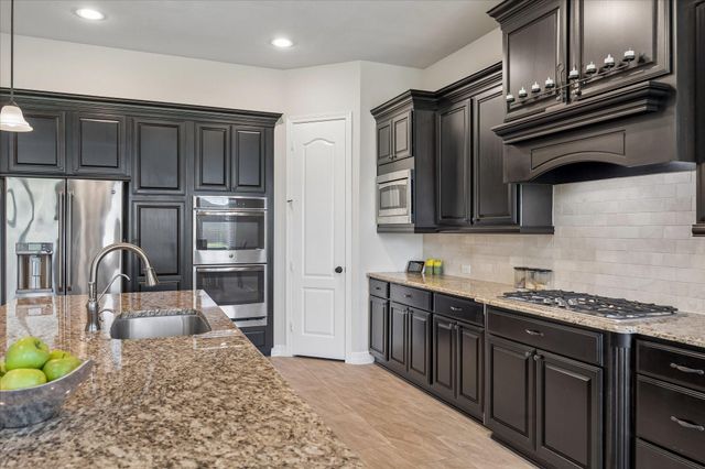 2906 Verde Valley Drive, Manvel, TX 77578