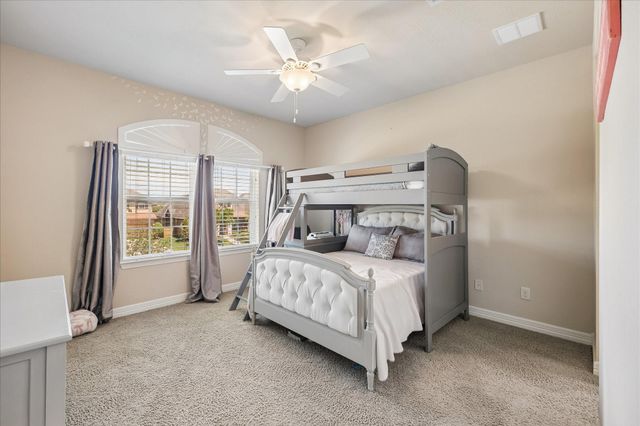 2906 Verde Valley Drive, Manvel, TX 77578