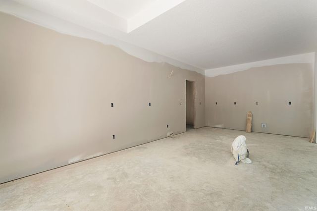 8121 Rothman Road, Fort Wayne, IN 46835