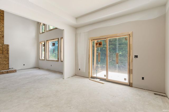 8121 Rothman Road, Fort Wayne, IN 46835