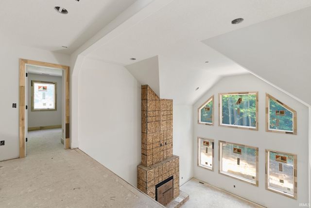 8121 Rothman Road, Fort Wayne, IN 46835