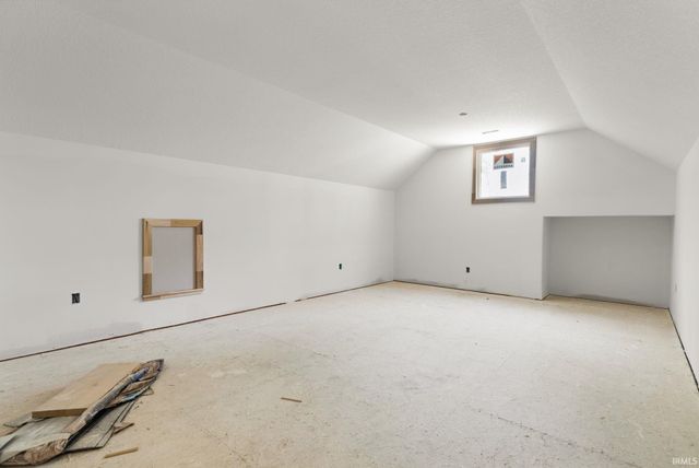 8121 Rothman Road, Fort Wayne, IN 46835