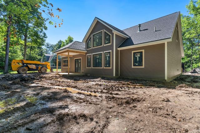 8121 Rothman Road, Fort Wayne, IN 46835